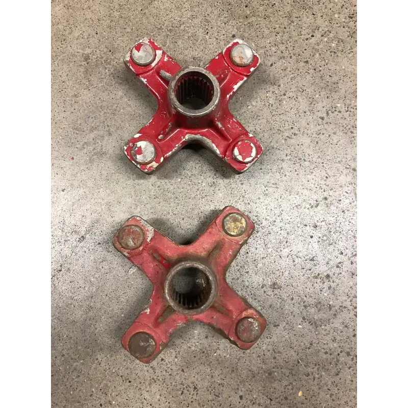88-06 YAMAHA YFS200 YFS 200 BLASTER RIGHT REAR WHEEL HUBS SET 2XJ-25383-00-00
