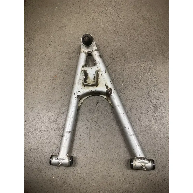 YAMAHA RAPTOR 660 STOCK RIGHT LOWER CONTROL A-ARM 01 02 03 04 05 YFM660