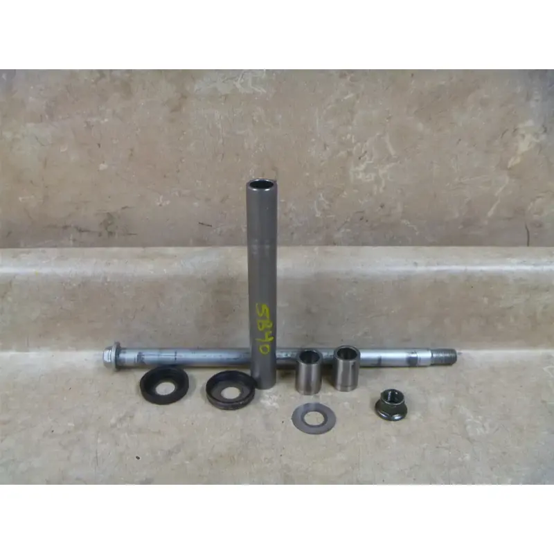 Suzuki 750 GSX KATANA GSX750-F Used Swingarm Bolt 2000 SB40