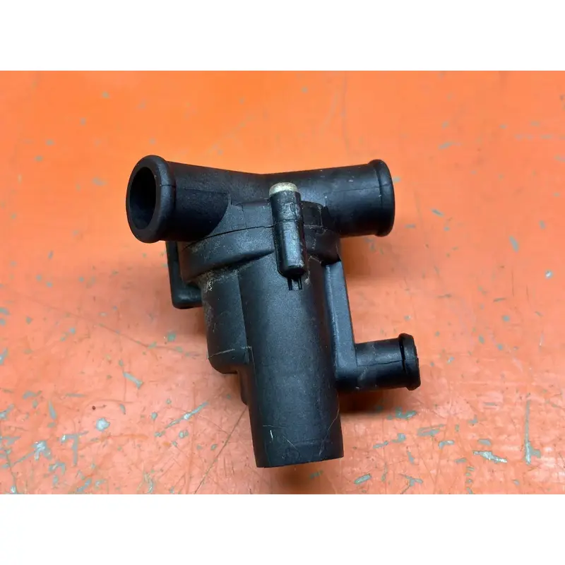 2006 KTM 525 EXC Thermostat and Housing RFS 250 400 450 525 2003-2007