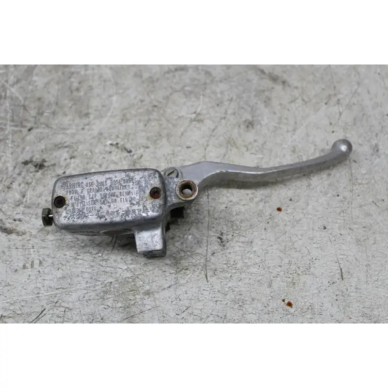2002 Honda VTX1800C Cast FRONT BRAKE MASTER CYLINDER