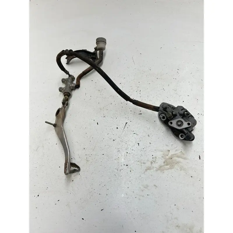 05 2005 Yamaha YFZ450R Yfz 450 r OEM GOOD! Rear Back Brake Caliper Master Mount