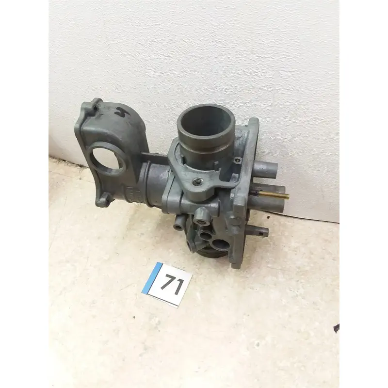 Suzuki GS550-E Carburetor Right Outside Body #71 1977 1978 1979 UO AP-418