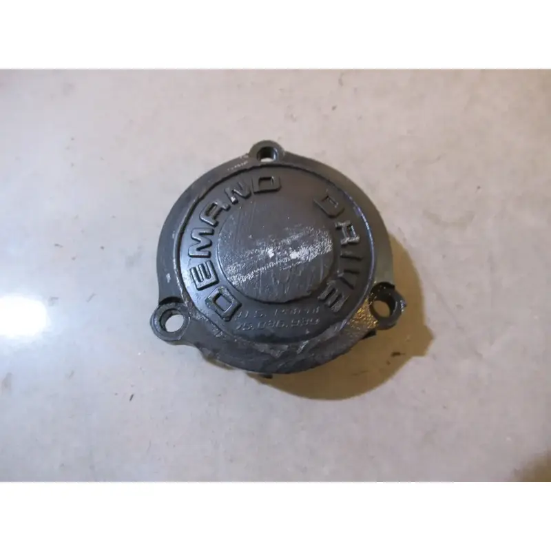 Polaris Xplorer 400 Hub Cap 1999