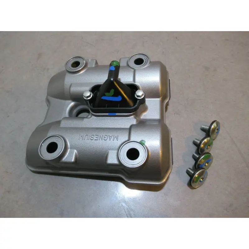 Suzuki LTA 750 Head Valve Cover 2020 #6