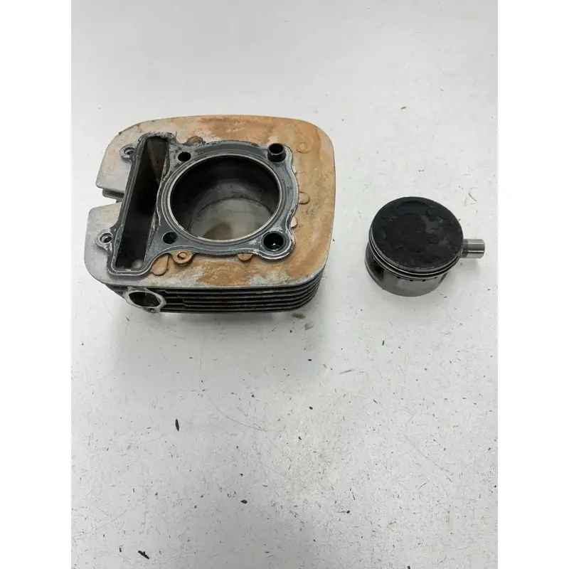 04 2004 Yamaha Bruin 350 YFM350 2X4 OEM Cylinder Jug Sleeve Piston 82.7 MM