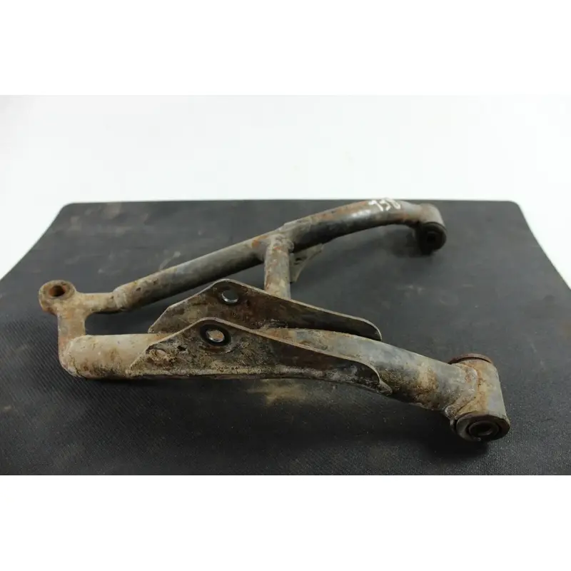 07 YAMAHA GRIZZLY YFM 700 FRONT RIGHT LOWER A ARM B4450