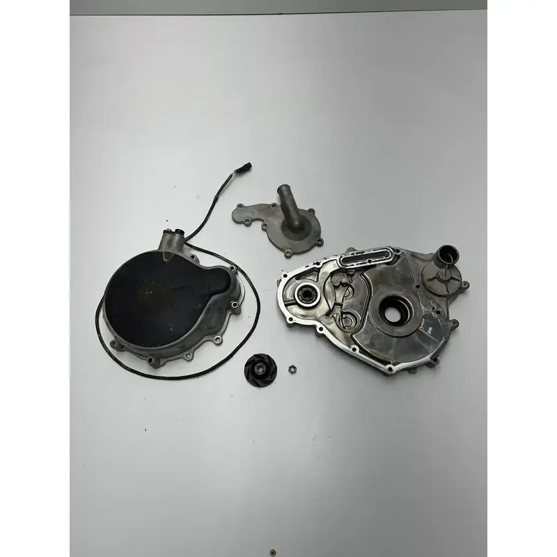 2007 07 Polaris Sportsman 800 X2 EFI OEM GOOD! Water Pump Stator Cover Case
