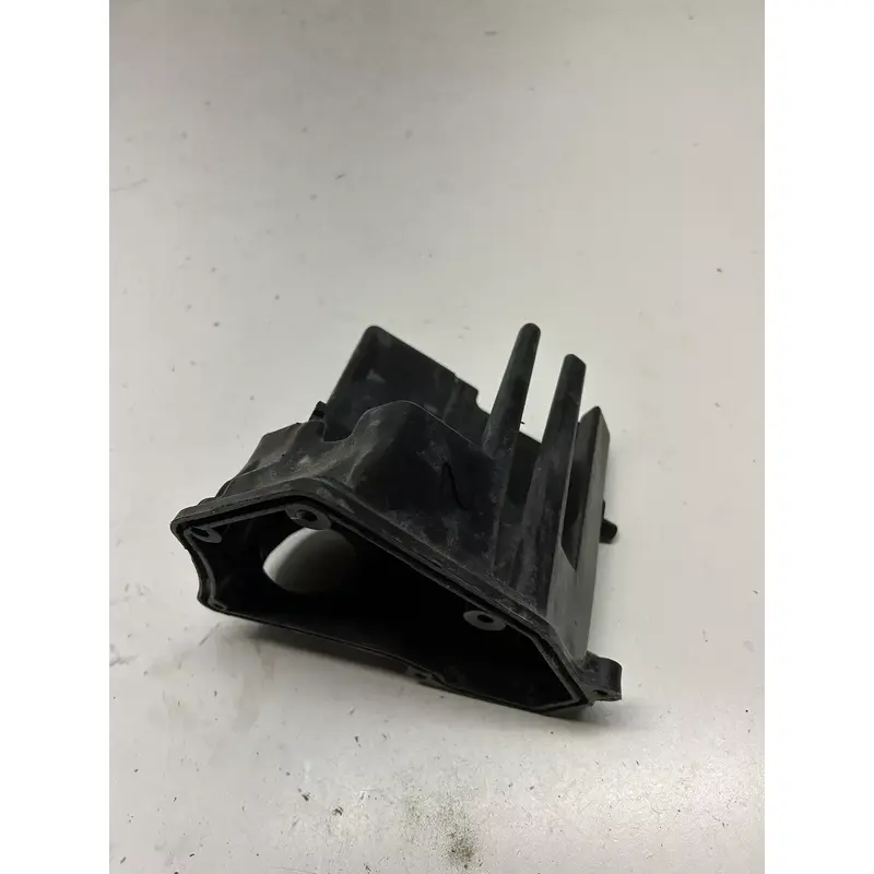 1990 90 Yamaha RT180 RT 180 rt OEM Air Box Housing Airbox Main Body Free Ship