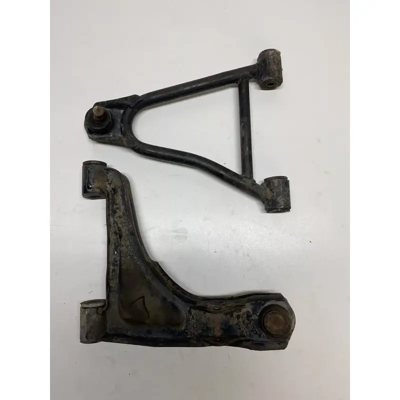 1993 93 YAMAHA BIG BEAR 350 4x4 FRONT LEFT A-ARMS UPPER LOWER a arm