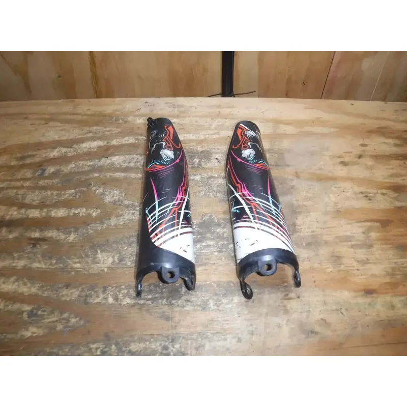 2012 CRF450r Honda Front Fork Guard Brake Line Guide Protector Plastics 04 - 14
