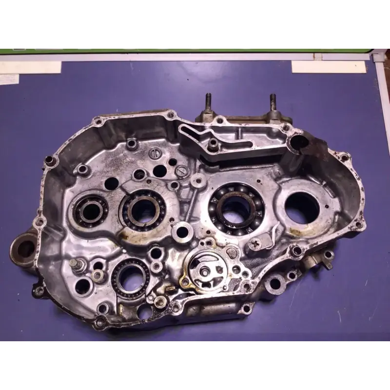 2004 Suzuki Quadsport Z400 Ltz400 2x4 Right Crankcase Crank Cases Block