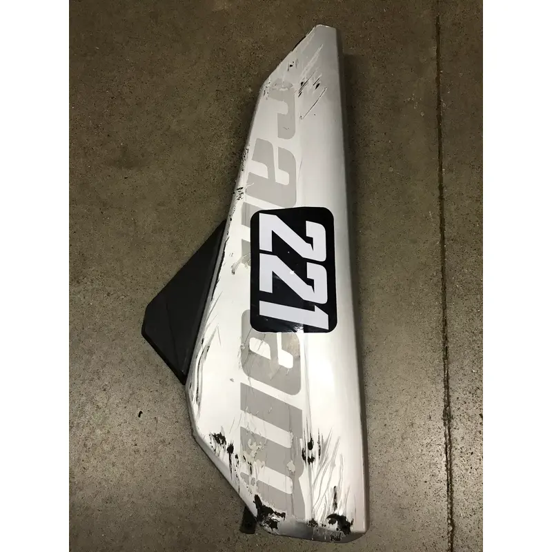 CAN AM MAVERICK X3 XRS 1000 LEFT DRIVERS SIDE DOOR FRAME BAR COVER SKIN 18 17