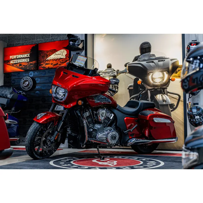 Chieftain PowerPlus Limited 112 w/PowerBand Audio Sunset Red Metallic