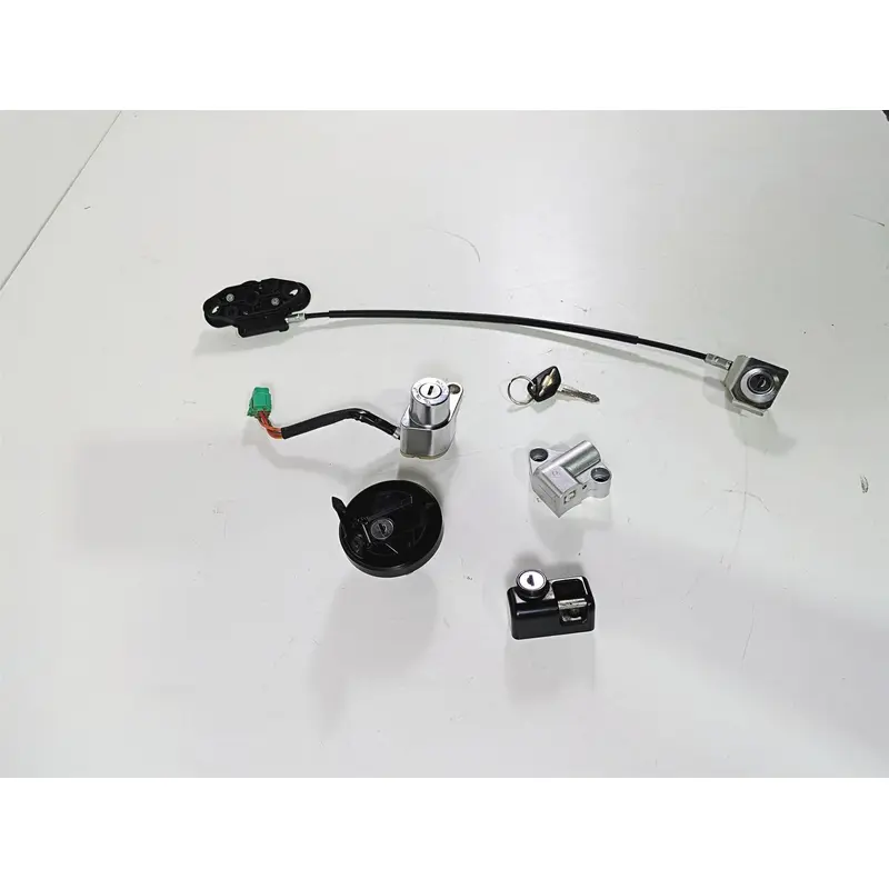 2016 Suzuki M109R VZR1800 Boulevard Ignition Switch Key Lock Set 37000-50810