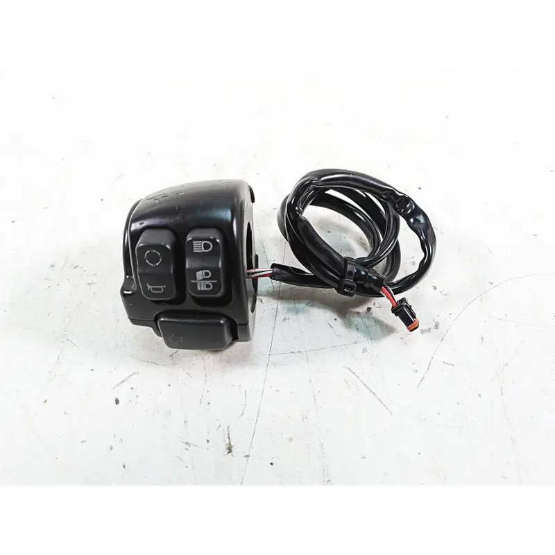 2017 Harley XL883 N Sportster Iron Left Hand Turn Signal Control Switch 71500117