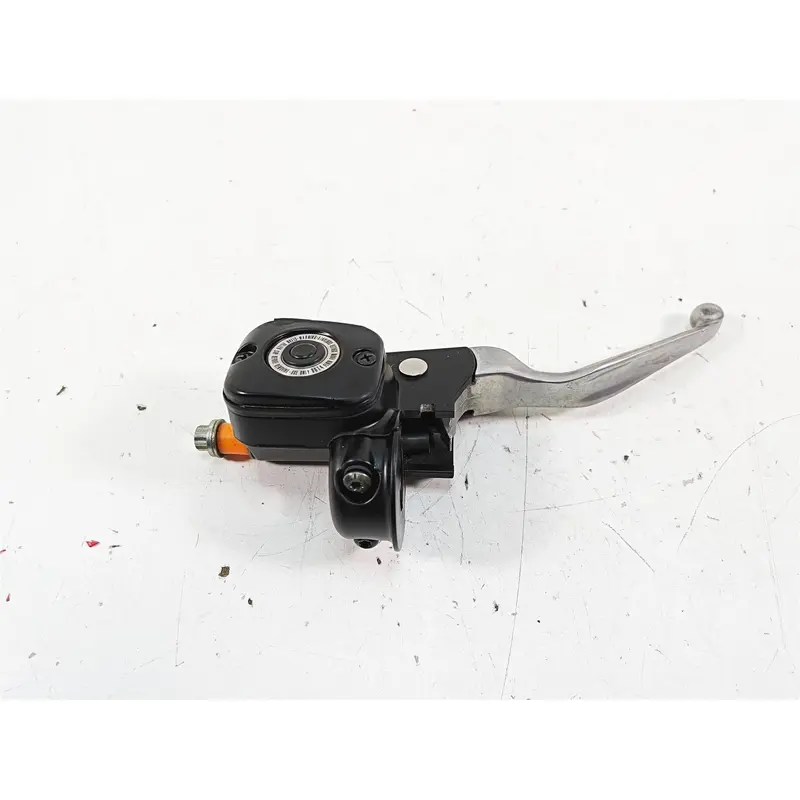 2009 Harley FXCWC Softail Rocker C Front 9/16" Brake Master Cylinder 45019-08C