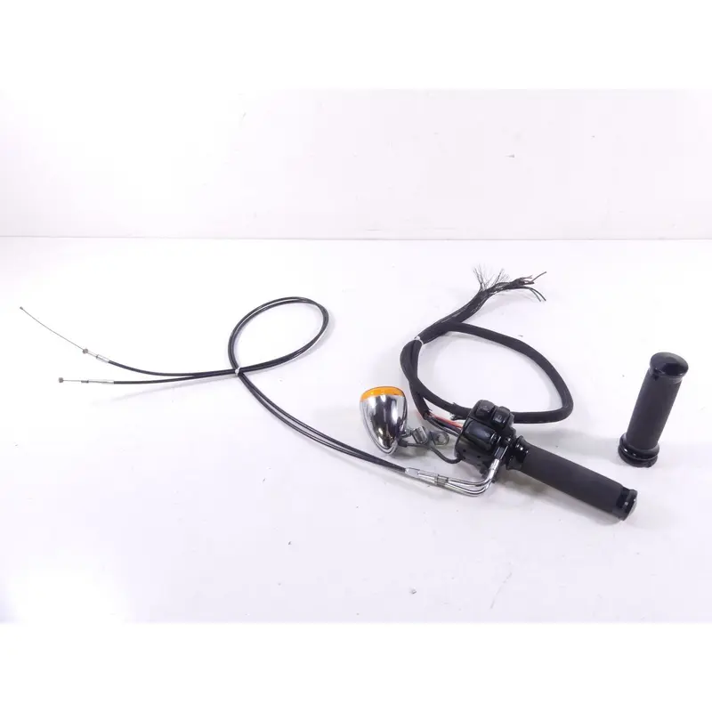 2009 Harley FXDF Dyna Fat Bob Right Throttle Control Switch & Blinker 71684-06A