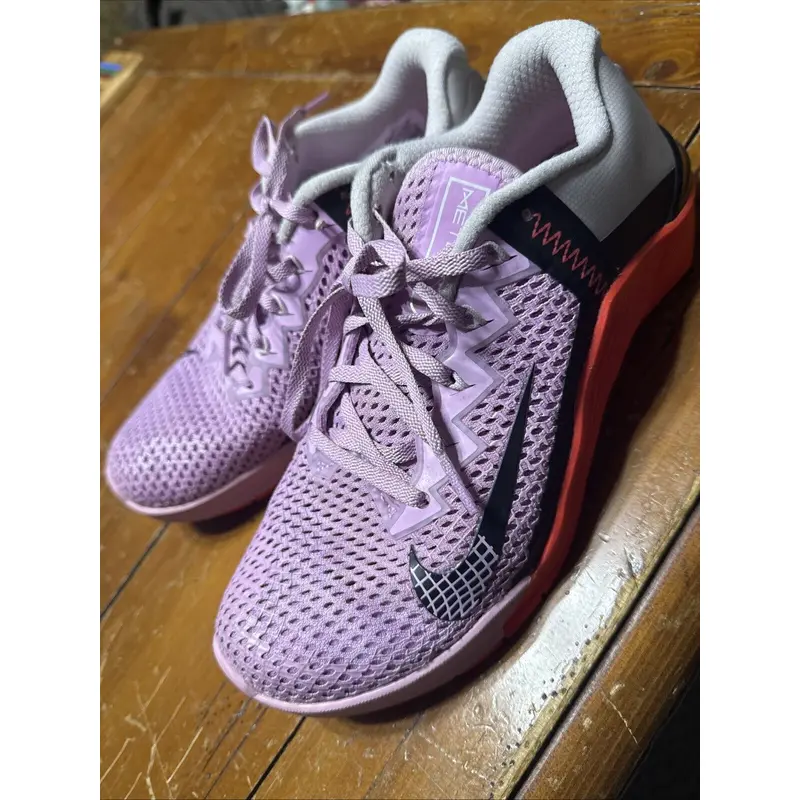 Nike Metcon 6 Shoes Womens Size 7.5 Beyond Pink Flash Crimson Training Workout