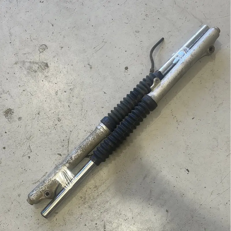 Yamaha AG100 Front Forks