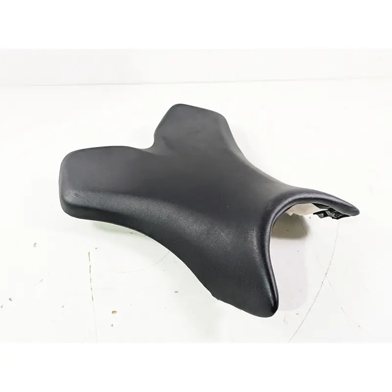 2005 Yamaha YZFR1 YZF R1 Front Rider Seat Saddle -No Tears 5VY-24710-00-00